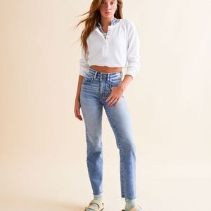 BKE Women's Light Blue Straight Leg Jeans 23x28